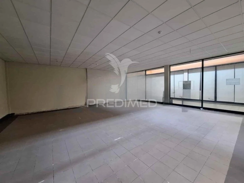 Armazém para Venda em Albergaria-A-Velha e Valmaior Foto 4