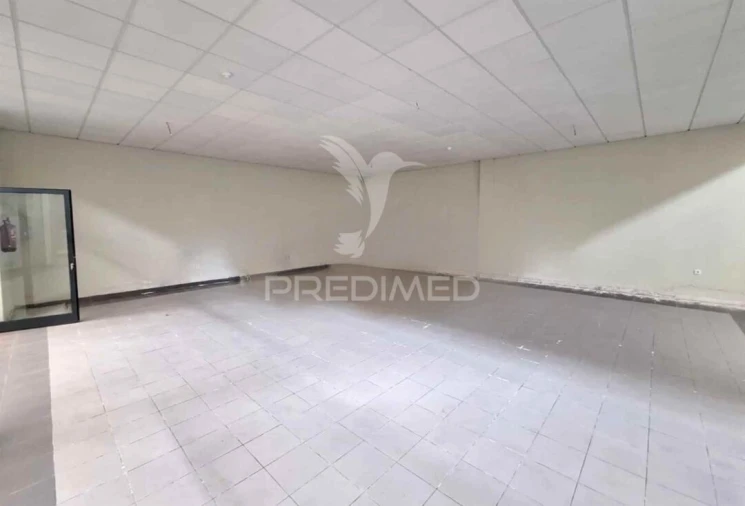 Armazém para Venda em Albergaria-A-Velha e Valmaior Foto 2