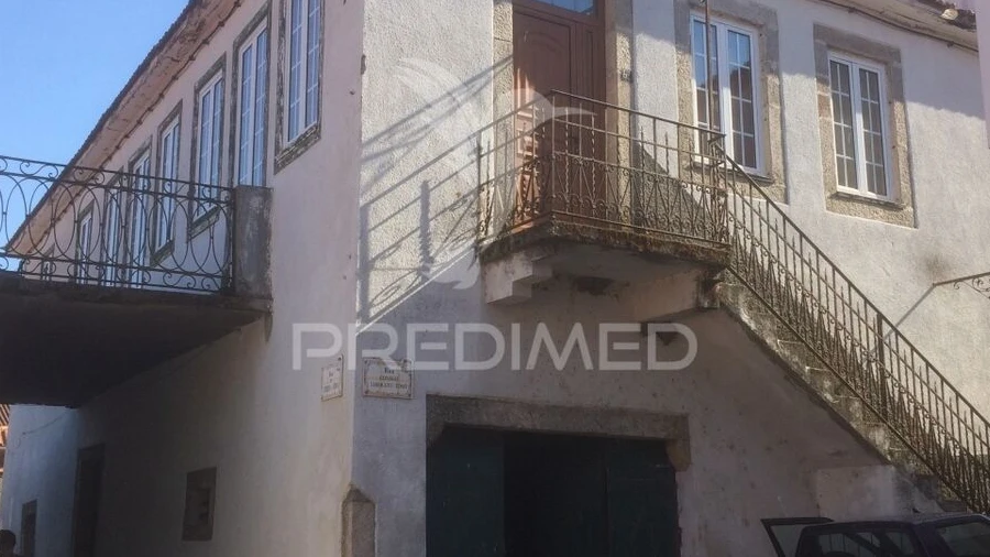 Moradia T4 para Venda em Cedovim