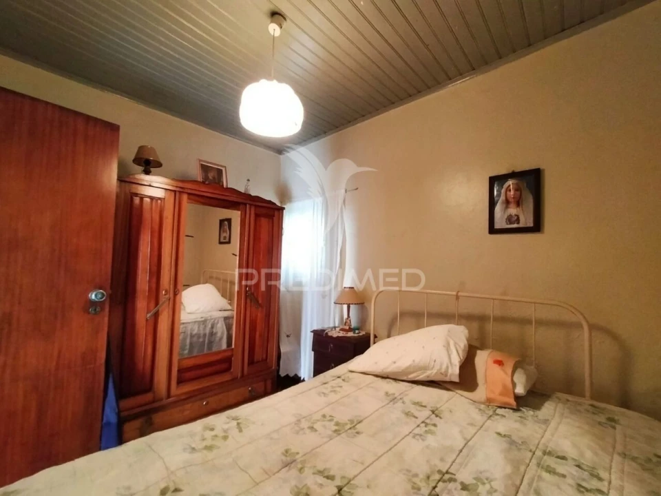 Moradia T2 para Venda em Alcanede Foto 10