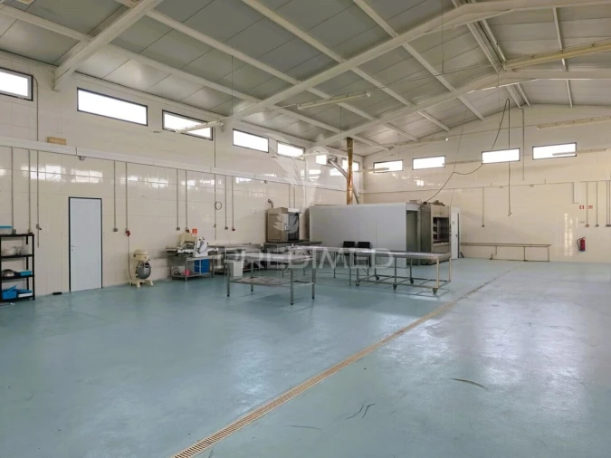 Armazém para Arrendamento em Montoito Foto 4