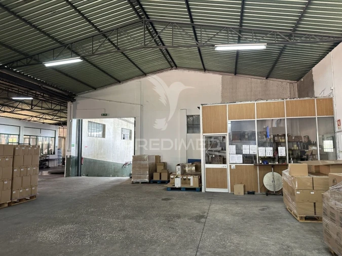 Armazém para Venda em Seiça Foto 12