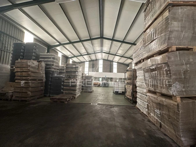 Armazém para Venda em Seiça Foto 24