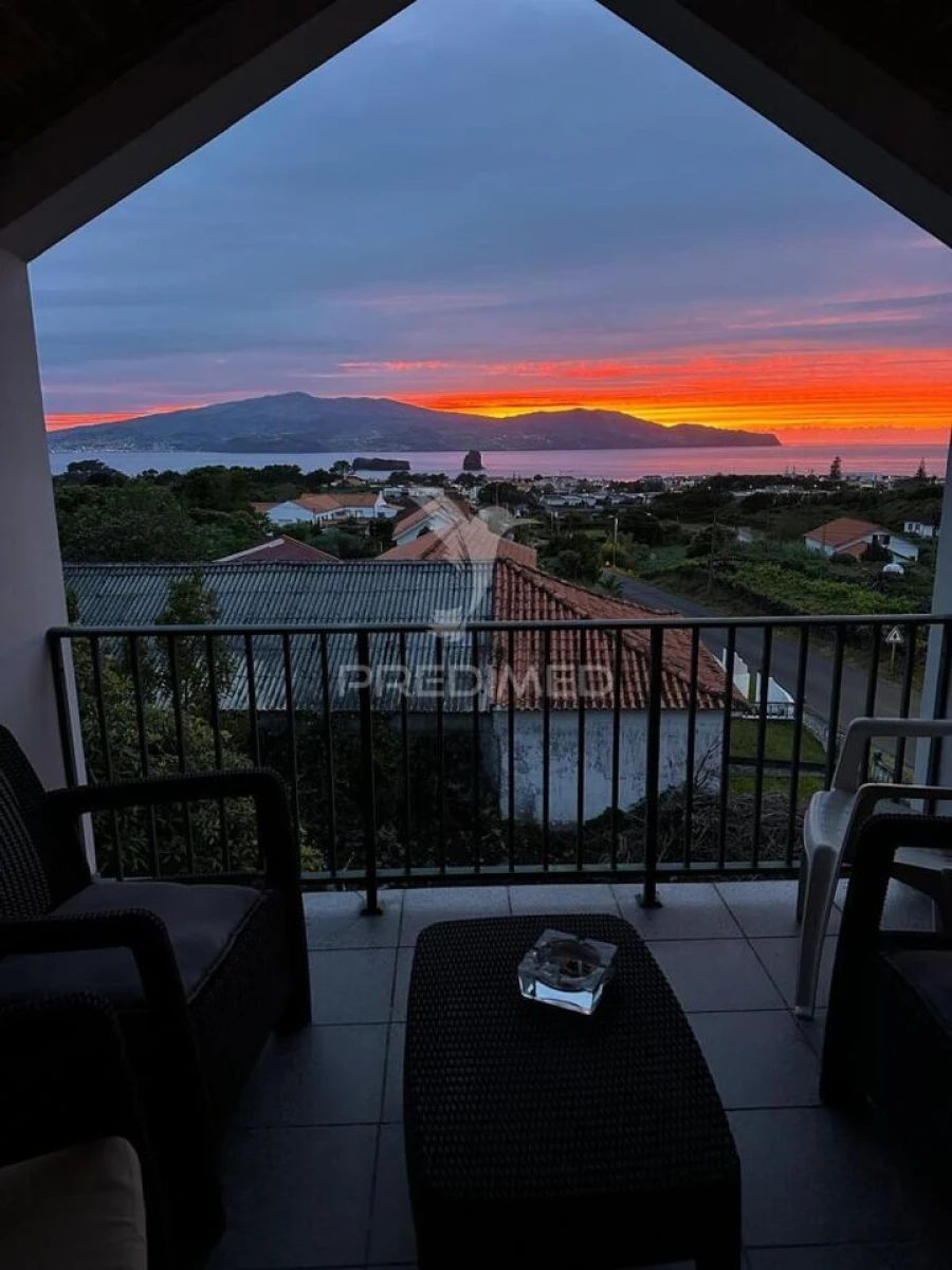 Moradia T5 para Venda em Madalena