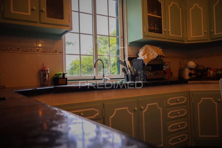 Moradia T5 para Venda em Madalena Foto 6