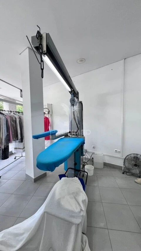 Loja para Trespasse em Aldão