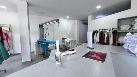 Loja para Trespasse em Aldão