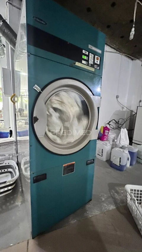 Loja para Trespasse em Aldão