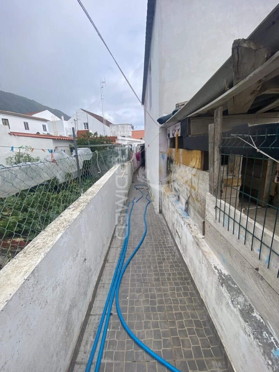 Moradia T4 para Venda em Velas (São Jorge) Foto 22