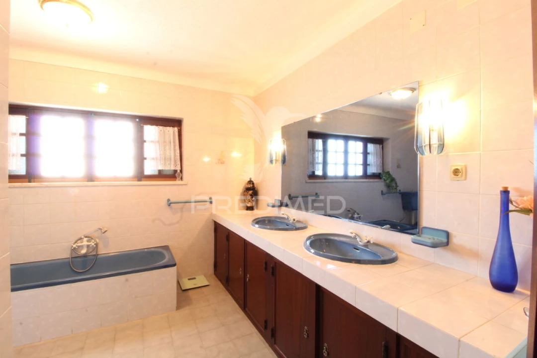 Moradia T4 para Venda em Muge Foto 21