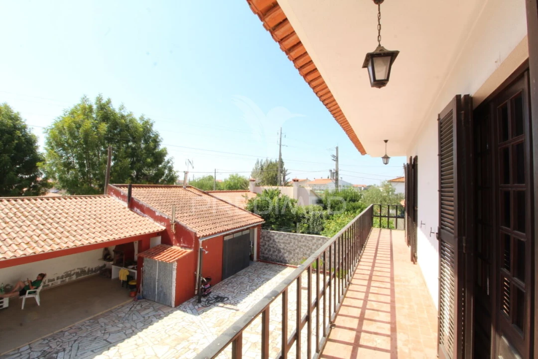 Moradia T4 para Venda em Muge Foto 29