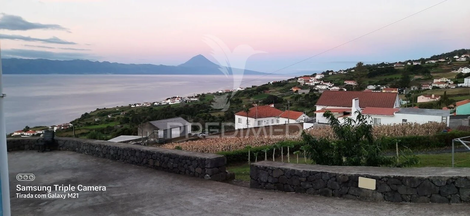 Moradia T5 para Venda em Ribeira Seca Foto 4