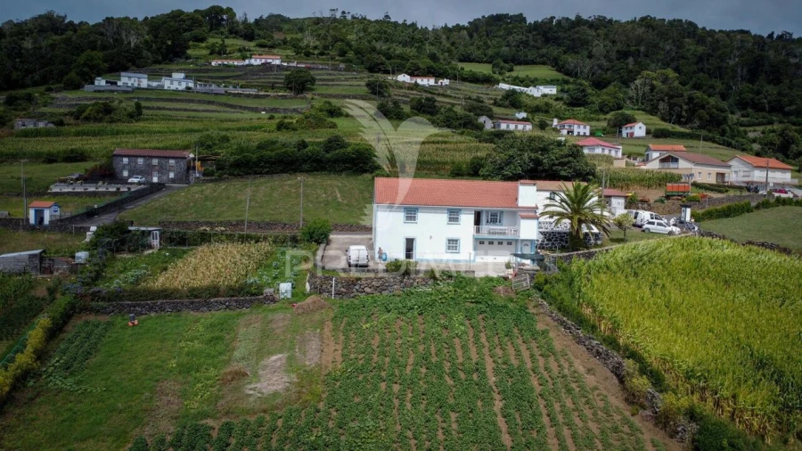 Moradia T5 para Venda em Ribeira Seca Foto 36