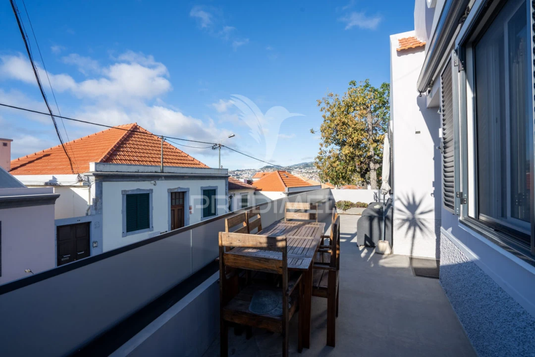 Moradia T3 para Venda em Funchal (Santa Maria Maior) Foto 38