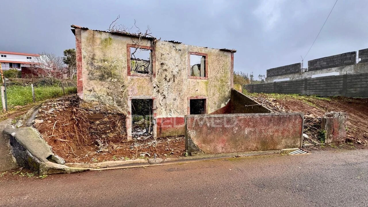 Moradia T3 para Venda em Ponta do Pargo Foto 8