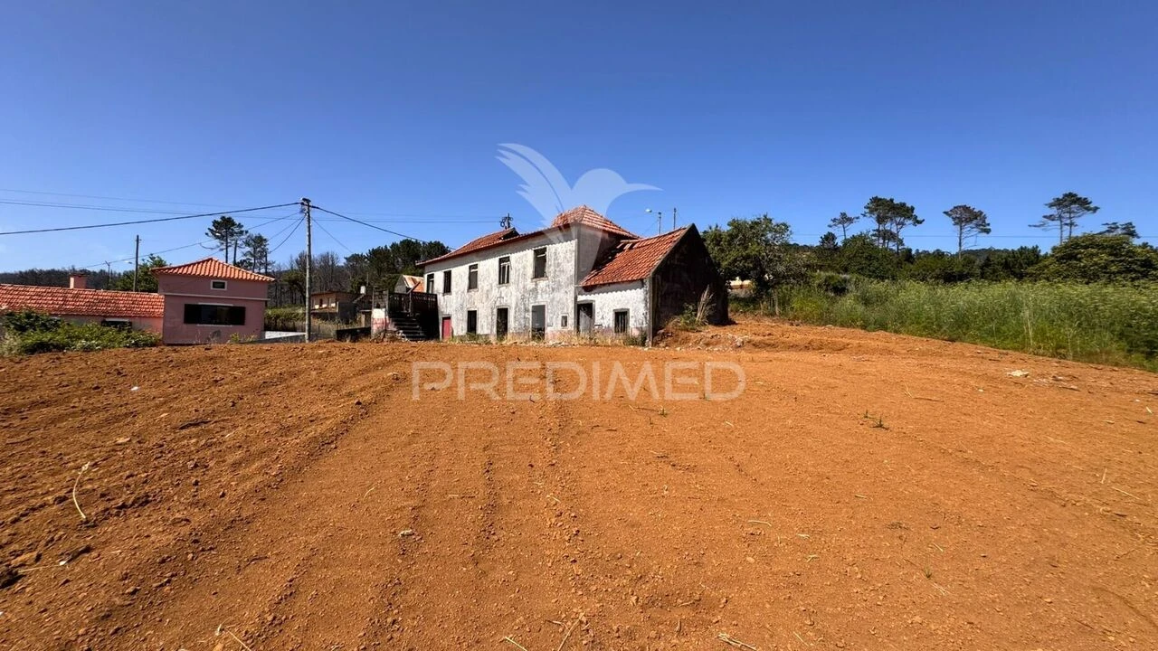 Moradia T4 para Venda em Prazeres Foto 6