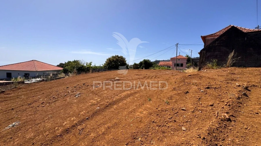 Moradia T4 para Venda em Prazeres Foto 7