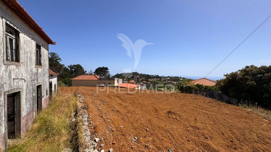 Moradia T4 para Venda em Prazeres Foto 17