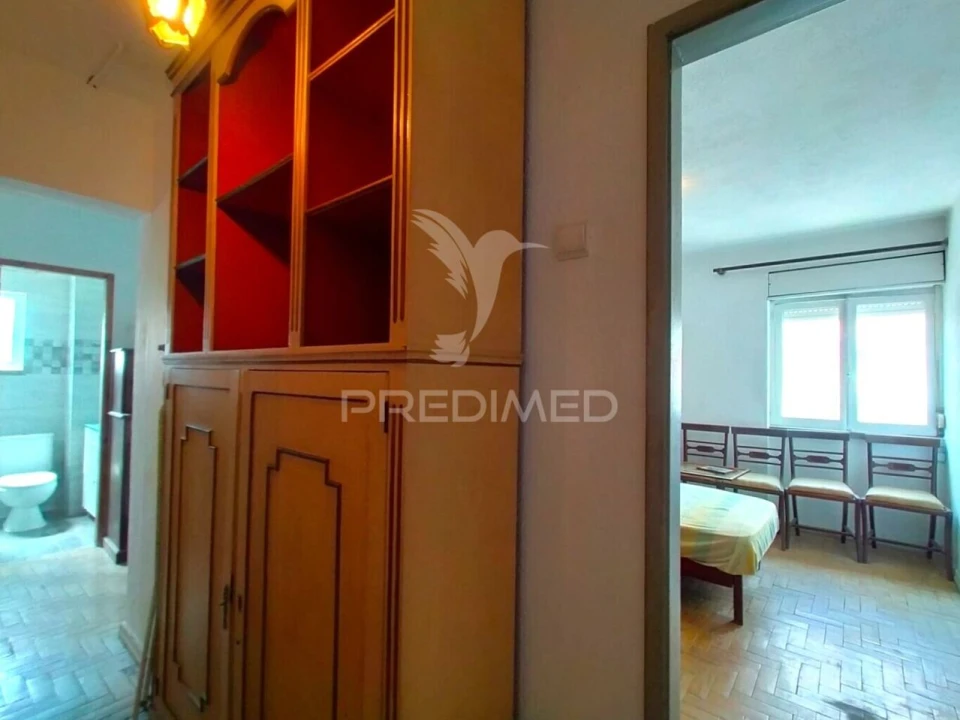 Apartamento T4 para Venda em Alvalade Foto 23