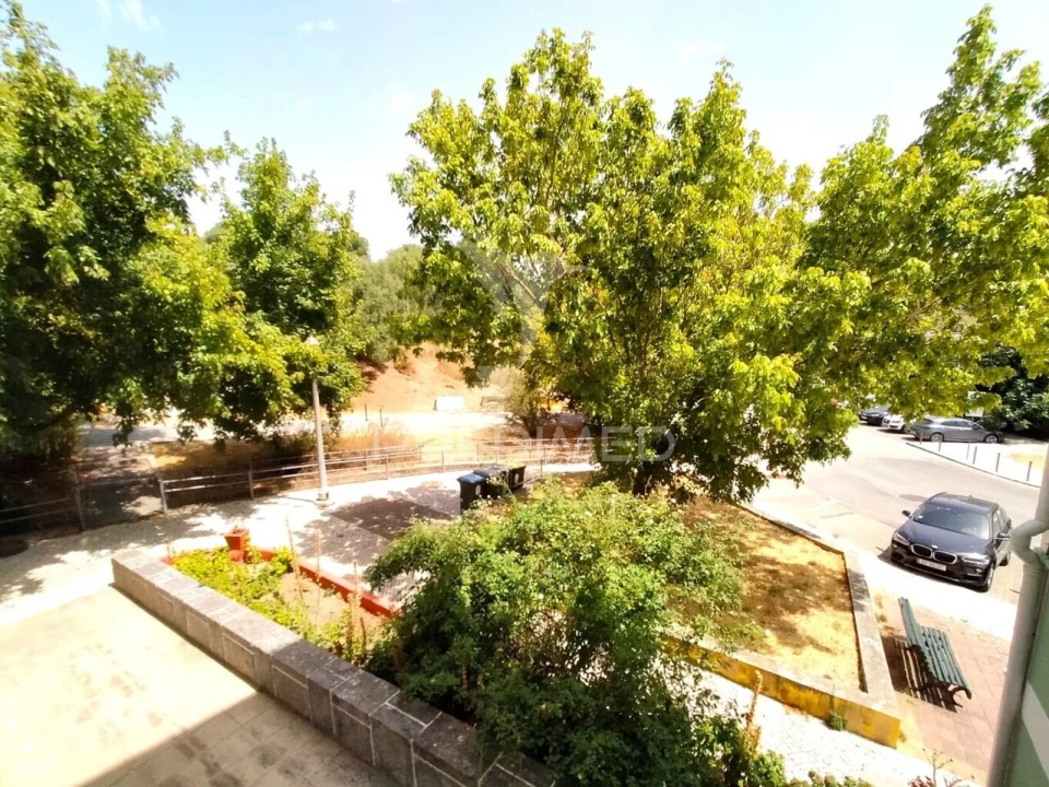 Apartamento T4 para Venda em Alvalade Foto 32