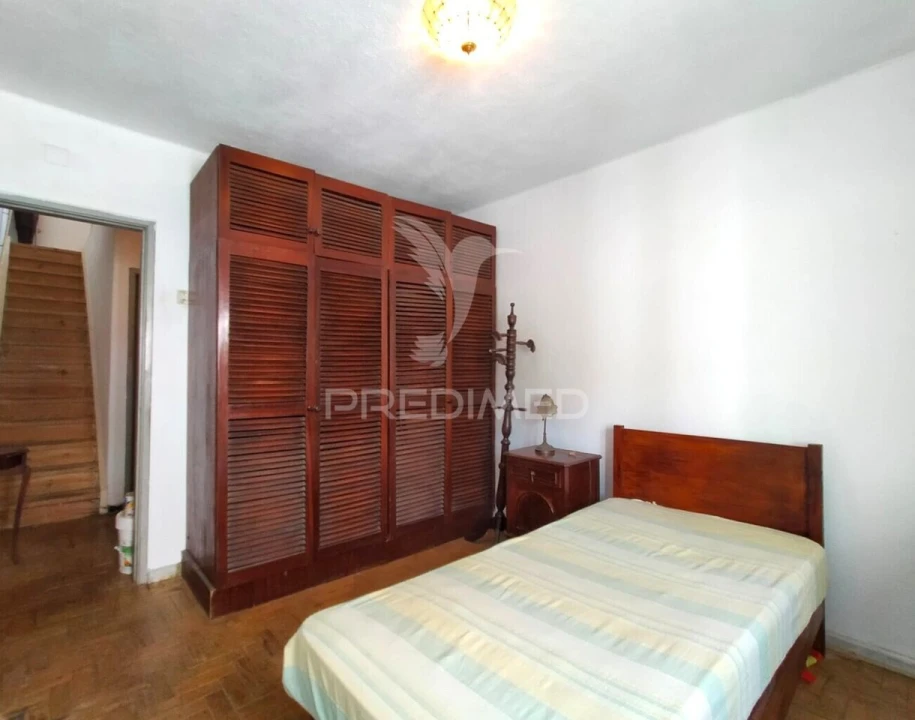 Apartamento T4 para Venda em Alvalade Foto 27