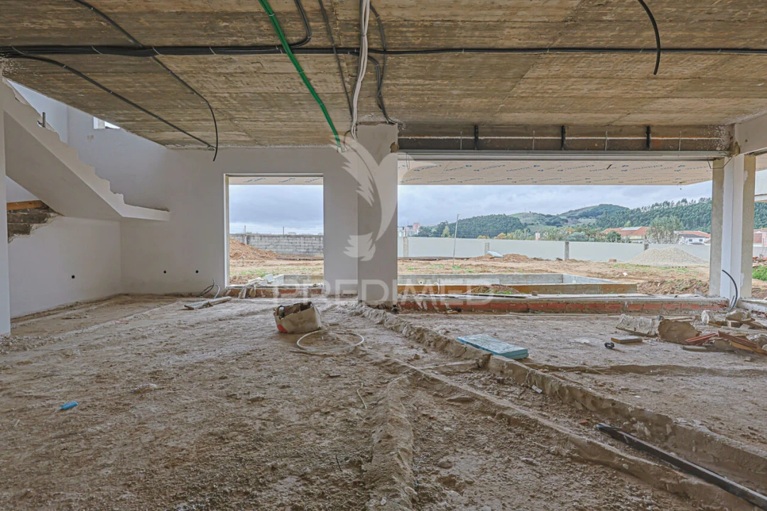 Moradia T5 para Venda em Loures Foto 20