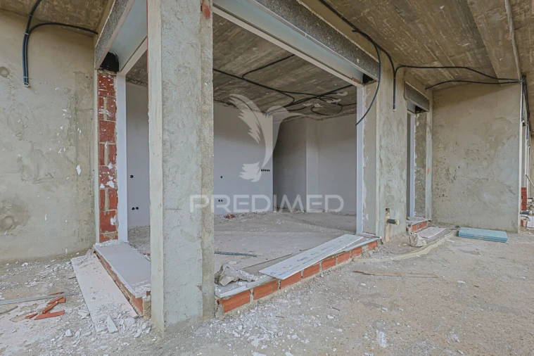 Moradia T5 para Venda em Loures Foto 38