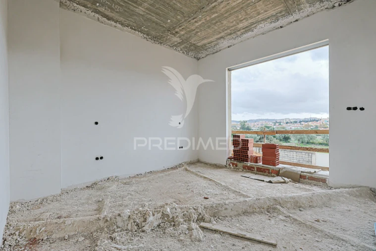 Moradia T5 para Venda em Loures Foto 33