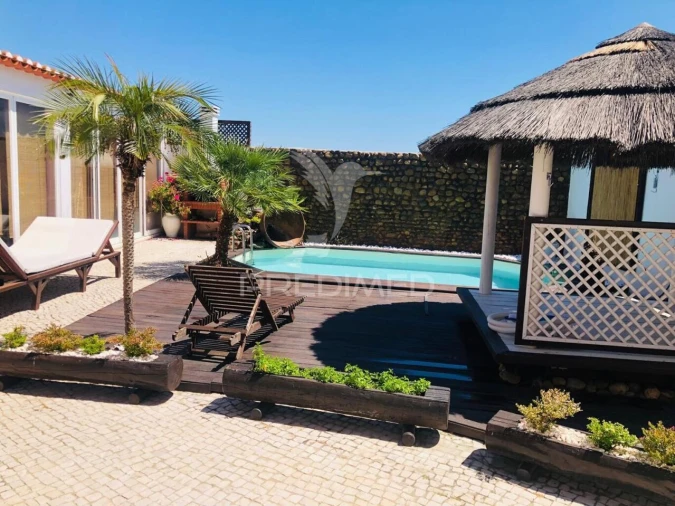 Moradia T4 para Venda em Alpiarça Foto 2