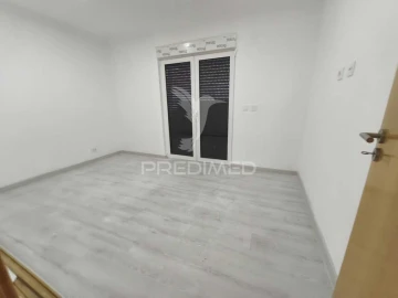 Moradia T5 para Venda em Amora