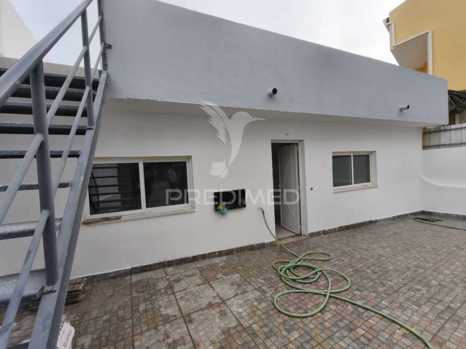 Moradia T5 para Venda em Amora Foto 32