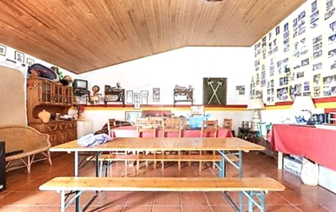 Quinta T4 para Venda em Vale de Santarem Foto 24