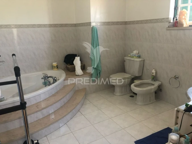 Quinta T4 para Venda em Vale de Santarem Foto 40