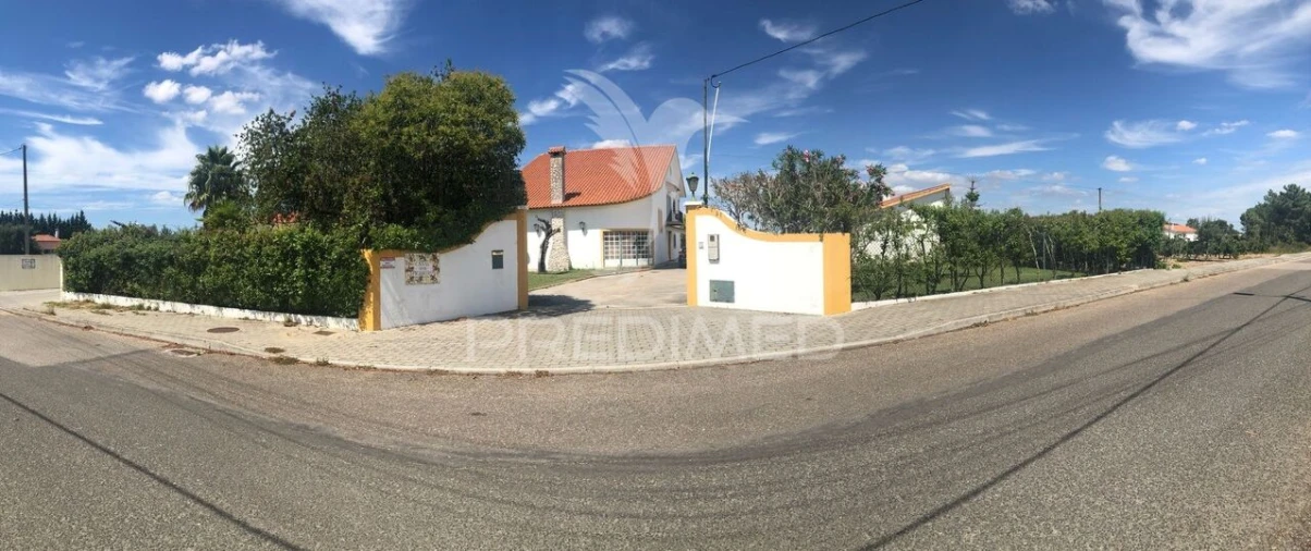 Quinta T4 para Venda em Vale de Santarem Foto 10
