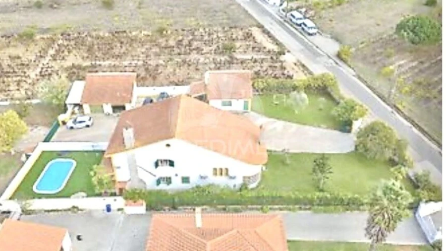 Quinta T4 para Venda em Vale de Santarem