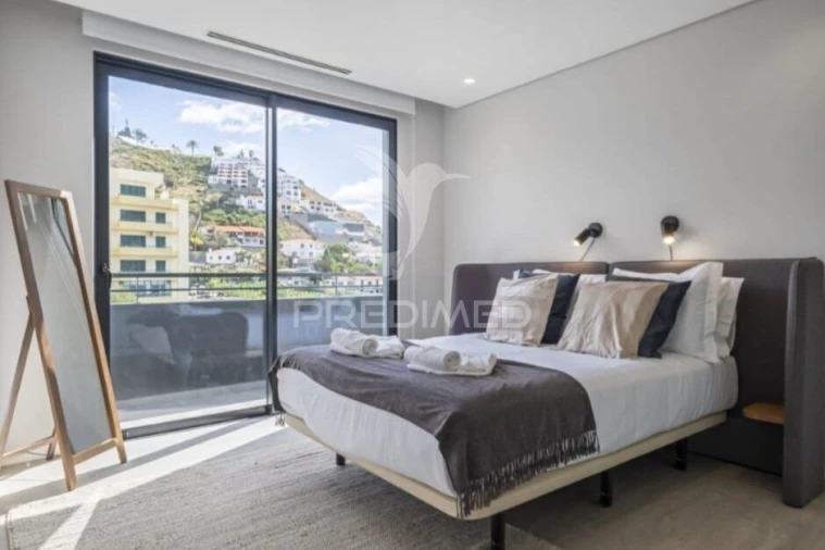 Apartamento T3 para Venda em São Martinho Foto 3