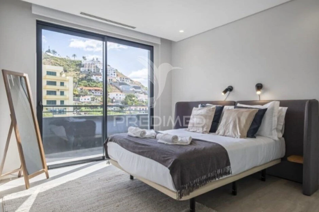 Apartamento T3 para Venda em São Martinho Foto 3