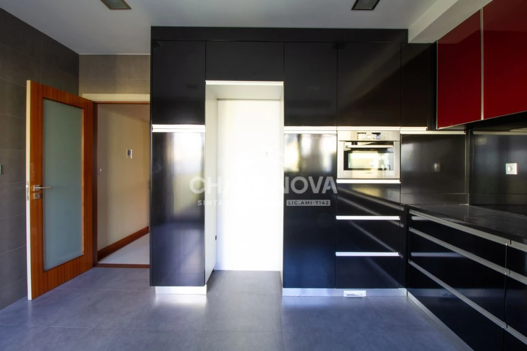 Moradia T4 para Venda em Aguçadoura e Navais Foto 7