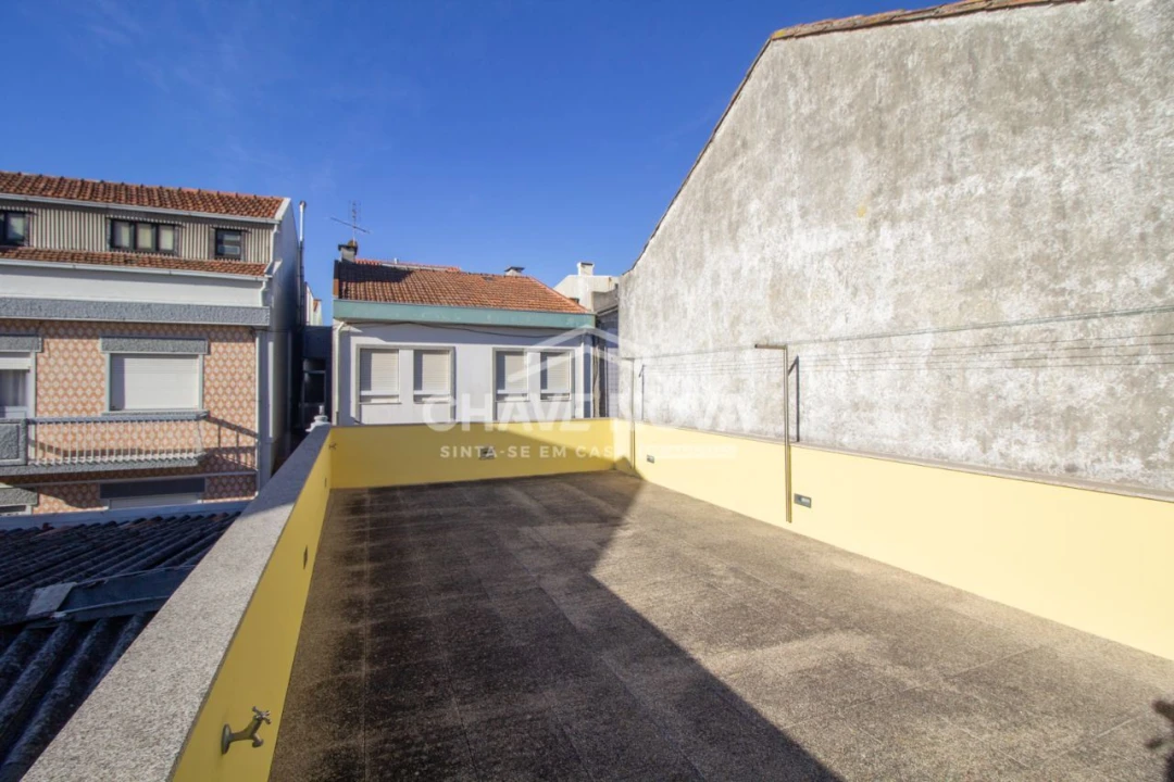 Moradia T4 para Venda em Aguçadoura e Navais Foto 14