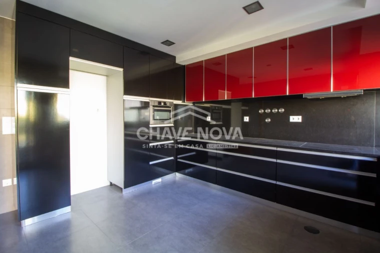 Moradia T4 para Venda em Aguçadoura e Navais Foto 6