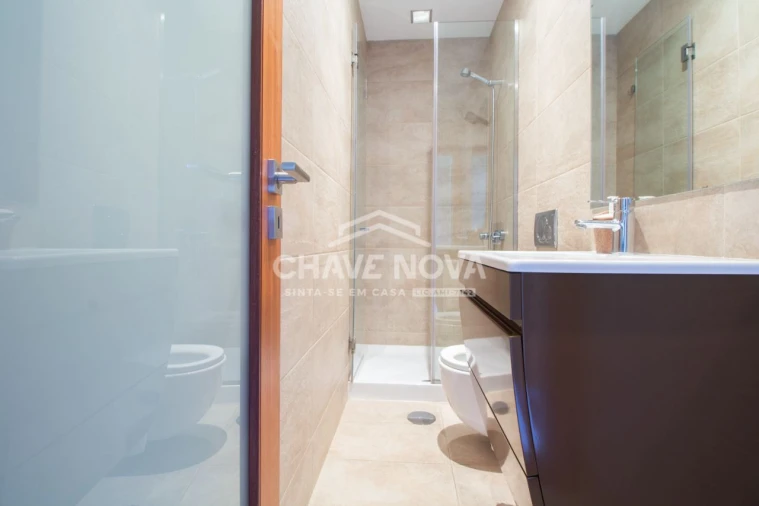 Moradia T4 para Venda em Aguçadoura e Navais Foto 9