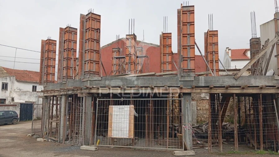 Apartamento T1 para Venda em Atouguia da Baleia Foto 9