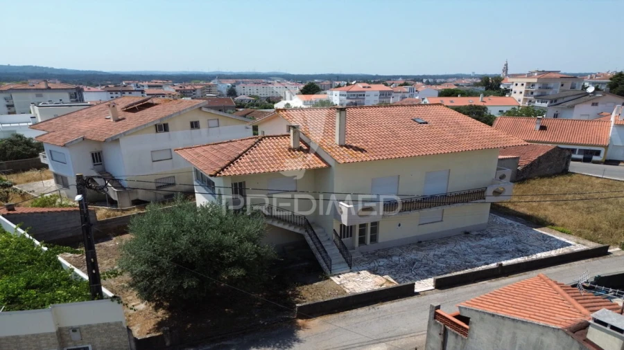 Moradia T6 para Venda em Fatima Foto 6