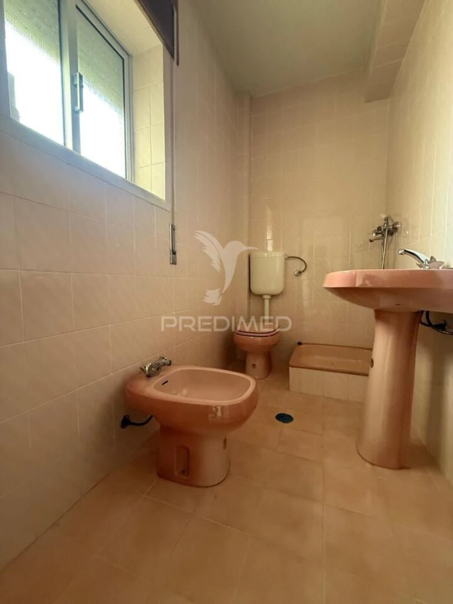 Moradia T6 para Venda em Fatima Foto 40