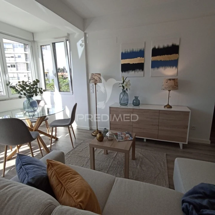 Apartamento T3 para Venda em Benfica Foto 9