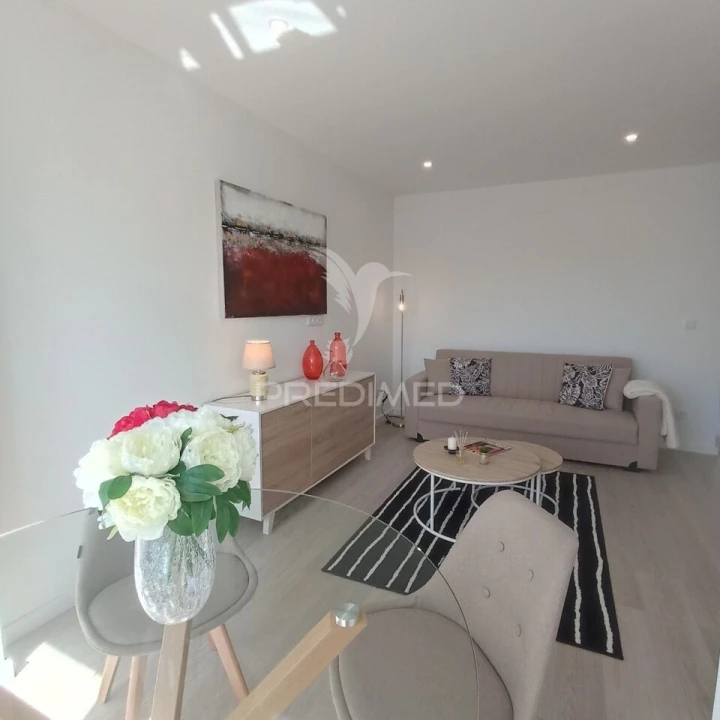 Apartamento T3 para Venda em Benfica Foto 11