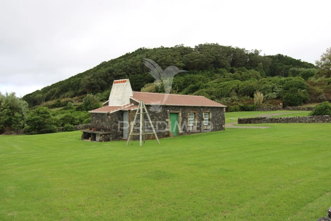 Quinta T6 para Venda em Santa Barbara Foto 27