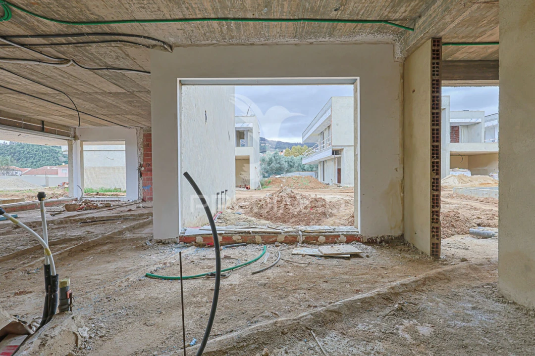 Moradia T5 para Venda em Loures Foto 24