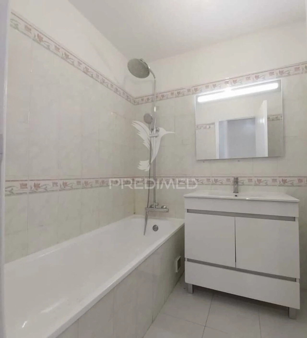 Apartamento T2 para Venda em Algueirão-Mem Martins Foto 40