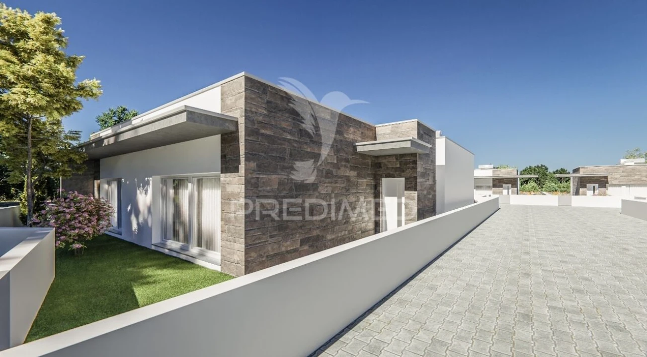 Moradia T4 para Venda em Leiria, Pousos, Barreira e Cortes Foto 3
